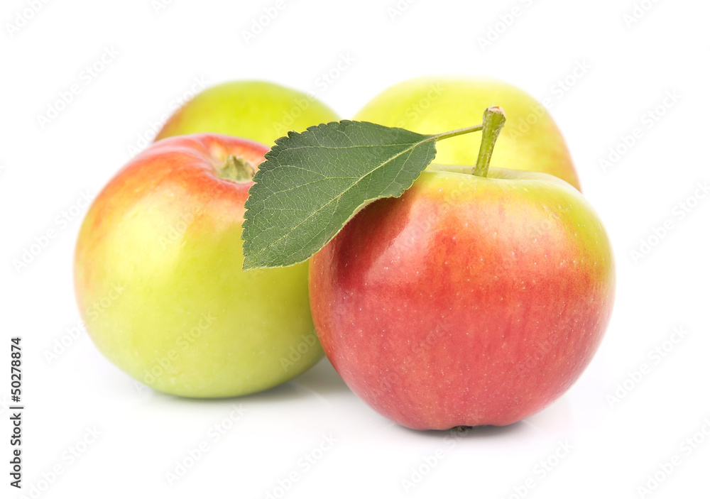 Wall mural apple fruits with leaves