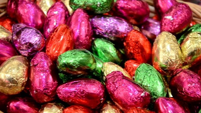 Ostereier aus Schokolade