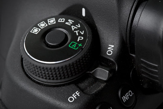 manual mode in camera mode dial