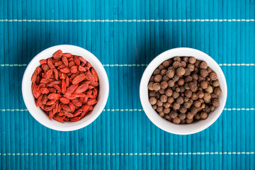 Goji berries and allspice