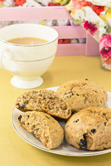 English scones of whole wheat  with tea