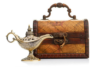 chest and aladin lamp