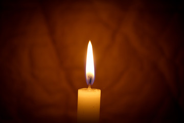 Fototapeta na wymiar candle lit at night