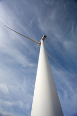 Wind energy turbine