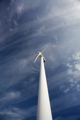 Wind energy turbine