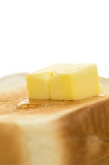 トーストの上のバター