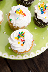 Spring cupcakes