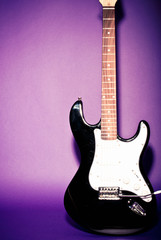 Obraz premium Retro purple guitar