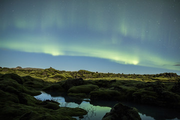 Fototapeta na wymiar Zorza polarna na Islandii