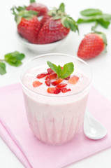 strawberry yogurt and fresh strawberries