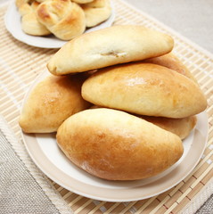 Домашние пирожки с капустой