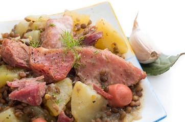 Petit salé aux lentilles.