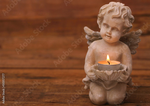 "Engel mit Kerze" Stockfotos und lizenzfreie Bilder auf Fotolia.com