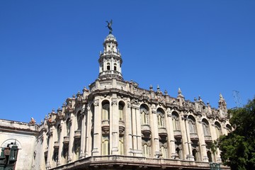 Fototapeta na wymiar Teatr Wielki w Hawanie, Kuba