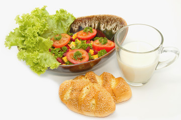 Healthy breakfast ,Vegetarian salad and whole wheat bread with s