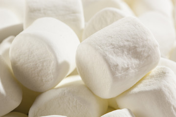 Fototapeta na wymiar Delicious White Fluffy Round Marshmallows