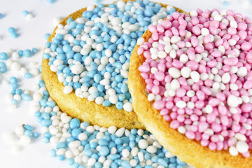 Dutch tradition: beschuit met muisje