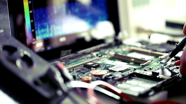 Debugging Microcontroller in electronics lab