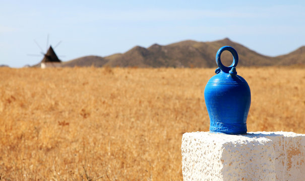 botijo azul y molino andaluc&iacute;a 3036f