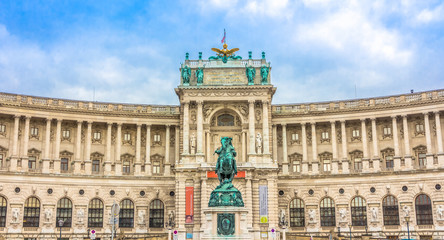 Fototapeta na wymiar Hofburg complex in Vienna