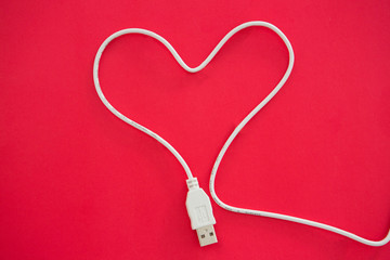 Cable USB in form of heart