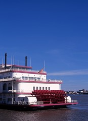 Obraz premium Paddle steamer, New Orleans, USA © Arena Photo UK