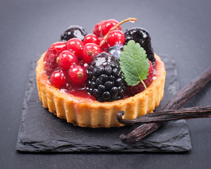 Fresh fruit cake