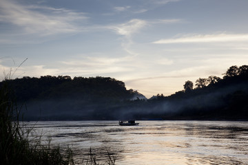 Obraz na płótnie Canvas Mekong river