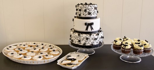 Surtido de pasteles de boda