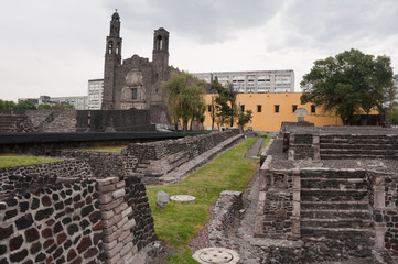 Fototapeta na wymiar Plaza Trzech Kultur, Mexico City