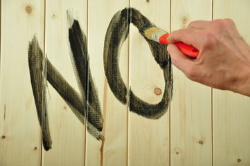 Malowanie napisu "NO "