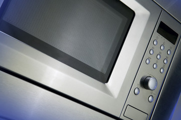 Microwave with blue light