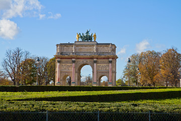 Fototapeta na wymiar Arc de Triomphe du Carrousel, Paryż,