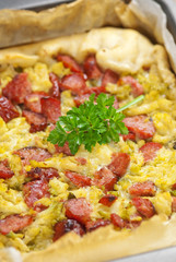 Sausage and cauliflower cake - Tortino salsicce e cavolfiori