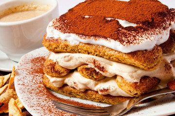 Tiramisu cake