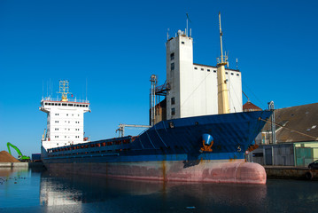 Fototapeta premium Cargo container ship in the harbor