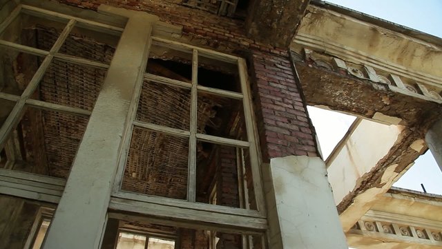 Руины парка