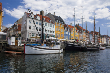 Fototapeta na wymiar Nyhavn portu w Kopenhadze