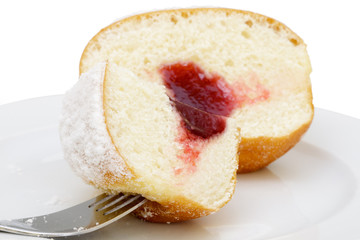 Berliner Pfannekuchen aufgeschnitten