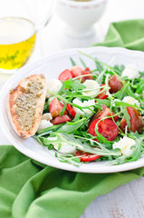 Mediterranean salad with mozzarella and
