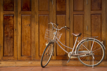 Fototapeta na wymiar Stare klasyczny rower