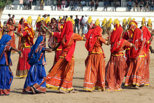 Indian Girls Dancing At Pushkar Camel Fair