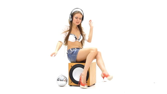 woman with headphones listening to music