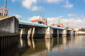 Billwerder Bucht, Sperrwerk