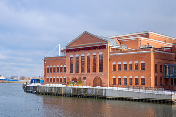 Naklejka premium Baltic Philharmonic in Gdansk at Motlawa rivert, Poland