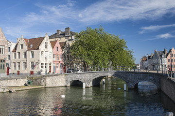 Fototapeta na wymiar Canal in Bruges, Belgium