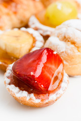 pasta frolla e paste alla crema