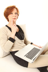 Best Ager mit Laptop