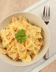 Tuscan farfalle with salmon