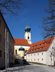 Stadtpfarrkirche St. Johannes  in Hemau